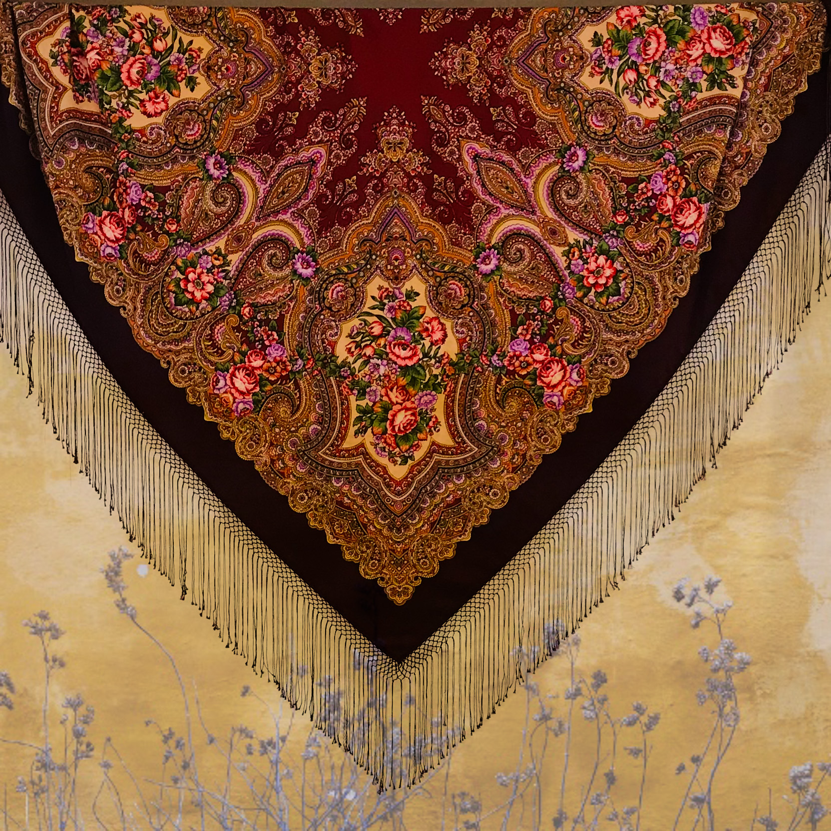 Платок павопосадский с шелковой бахромой "Юлия" 148х148 см