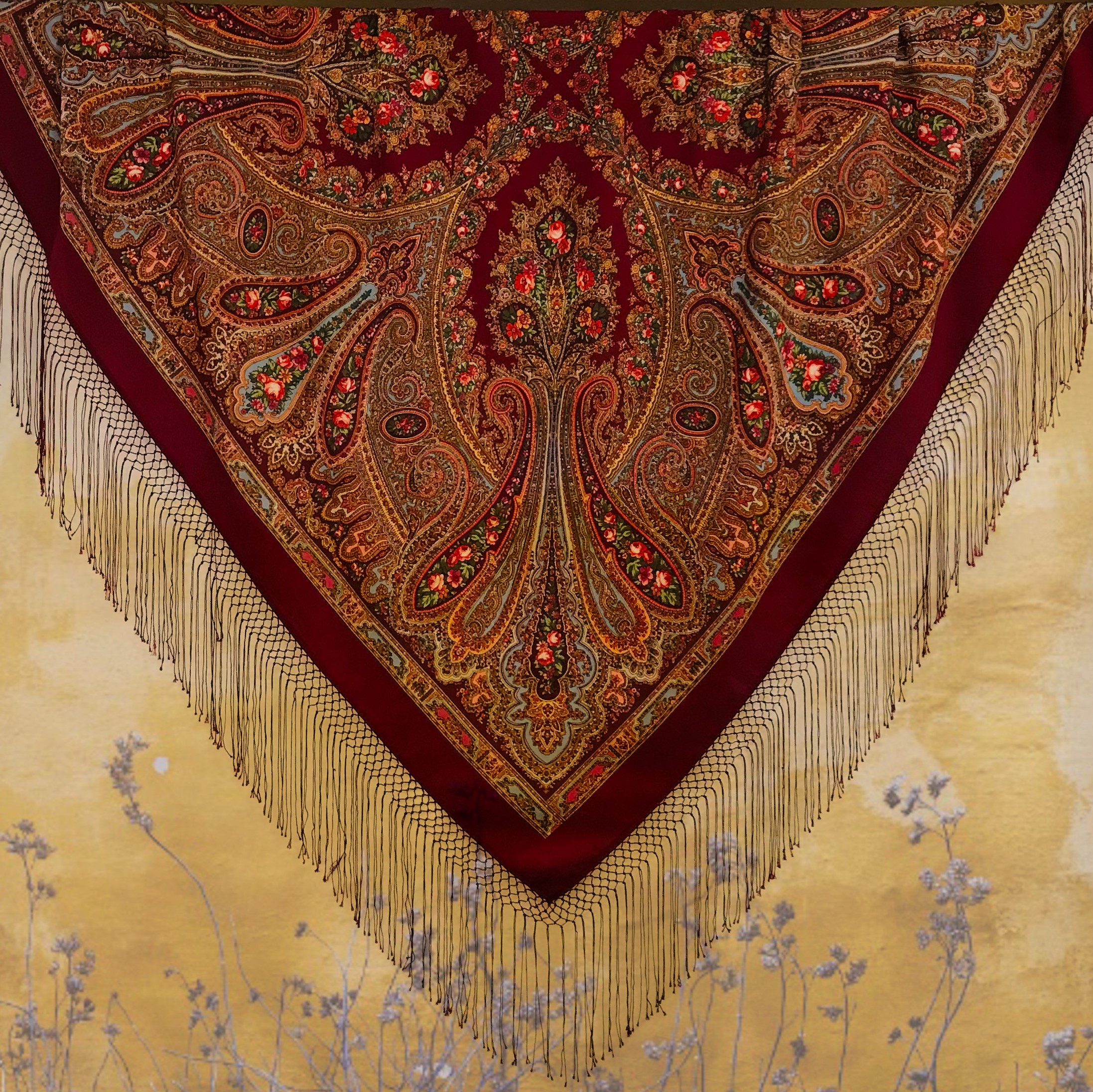 Платок павопосадский с шелковой бахромой "Волшебница" 148х148 см